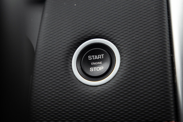 Land Rover Discovery Sport P300e 1.5 R-Dynamic HSE CARPLAY / LEER / DEALER ONDERHOUDEN / CAMERA