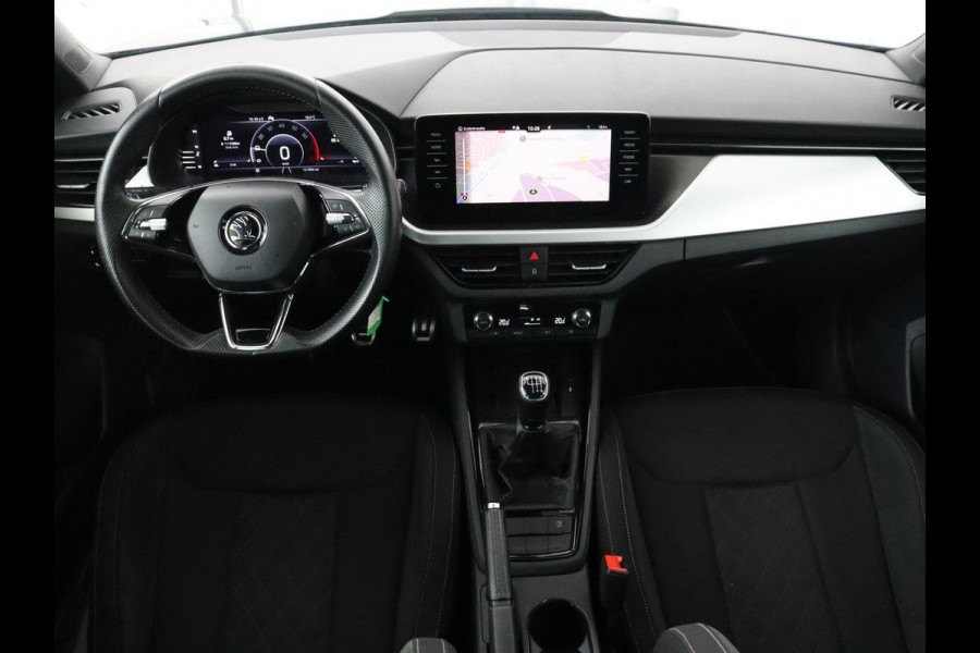 Škoda Kamiq 1.0 TSI Sport | Virtual Cockpit | Carplay | Navigatie | Sportstoelen | 17'' | Full LED | Climate control | Parkeerhulp | Cruise control | Bluetooth