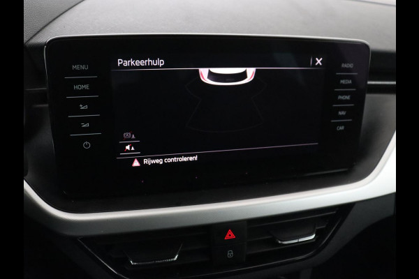 Škoda Kamiq 1.0 TSI Sport | Virtual Cockpit | Carplay | Navigatie | Sportstoelen | 17'' | Full LED | Climate control | Parkeerhulp | Cruise control | Bluetooth