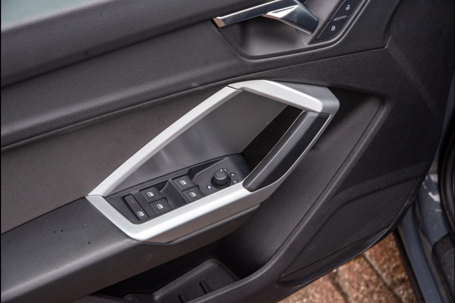 Audi Q3 35 TFSI PDC Stoelverw. Clima ACC