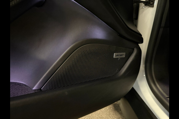 Porsche Taycan Cross Turismo 4 93 kWh-SOH 90%-PANORAMA-ADAP. STOELEN 18 VOUDIG-1e EIGENAAR-VOLLEDIG ONDERHOUDEN