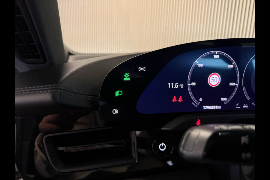Porsche Taycan Cross Turismo 4 93 kWh-SOH 90%-PANORAMA-ADAP. STOELEN 18 VOUDIG-1e EIGENAAR-VOLLEDIG ONDERHOUDEN