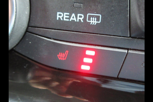 Ford Transit Custom L1H1 130 pk autmaat dc airco navigatie camera