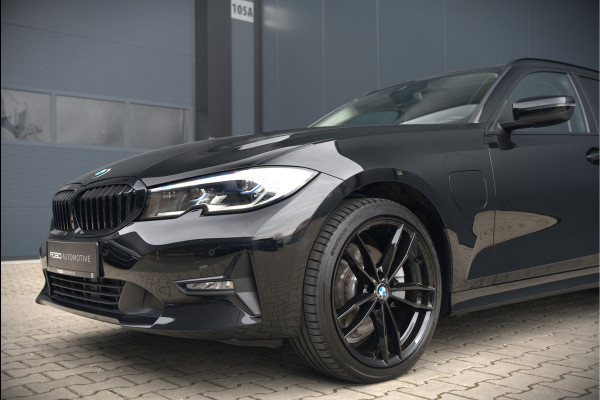 BMW 3 Serie Touring 320e xDrive Business Edition Plus Sport | Laser Led | Vol Leer | Stuurverwarming | Stoelverwarming | Keyless | Head-Up Display | Apple Carplay | Navigatie | SOH 86%