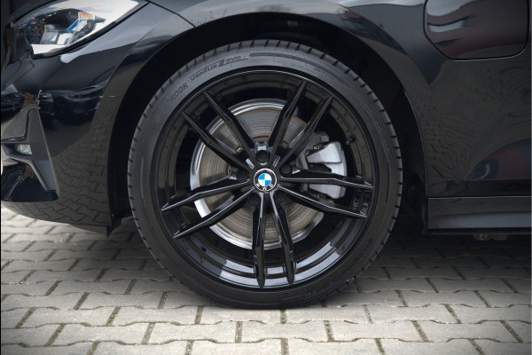 BMW 3 Serie Touring 320e xDrive Business Edition Plus Sport | Laser Led | Vol Leer | Stuurverwarming | Stoelverwarming | Keyless | Head-Up Display | Apple Carplay | Navigatie | SOH 86%