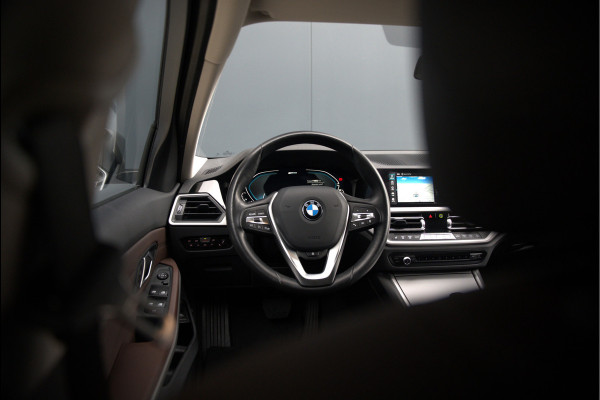 BMW 3 Serie Touring 320e xDrive Business Edition Plus Sport | Laser Led | Vol Leer | Stuurverwarming | Stoelverwarming | Keyless | Head-Up Display | Apple Carplay | Navigatie | SOH 86%