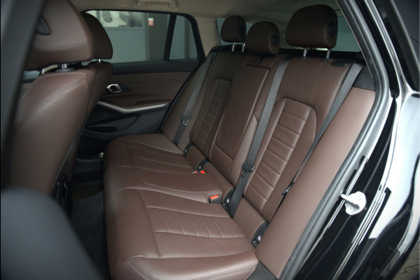 BMW 3 Serie Touring 320e xDrive Business Edition Plus Sport | Laser Led | Vol Leer | Stuurverwarming | Stoelverwarming | Keyless | Head-Up Display | Apple Carplay | Navigatie | SOH 86%
