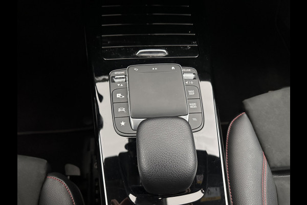 Mercedes-Benz CLA-Klasse Shooting Brake 200 AMG-Sportpack Business Solution (INCL-BTW) Aut. *LEATHER-MICROFIBRE | FULL-LED | HEATED-SPORTSEATS | DIGI-COCKPIT | DAB+ | NAVI-FULLMAP | CAMERA | PRIVACYGLASS | SHIFTPADDLES | 18''ALU*