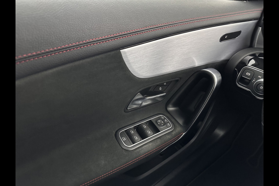 Mercedes-Benz CLA-Klasse Shooting Brake 200 AMG-Sportpack Business Solution (INCL-BTW) Aut. *LEATHER-MICROFIBRE | FULL-LED | HEATED-SPORTSEATS | DIGI-COCKPIT | DAB+ | NAVI-FULLMAP | CAMERA | PRIVACYGLASS | SHIFTPADDLES | 18''ALU*