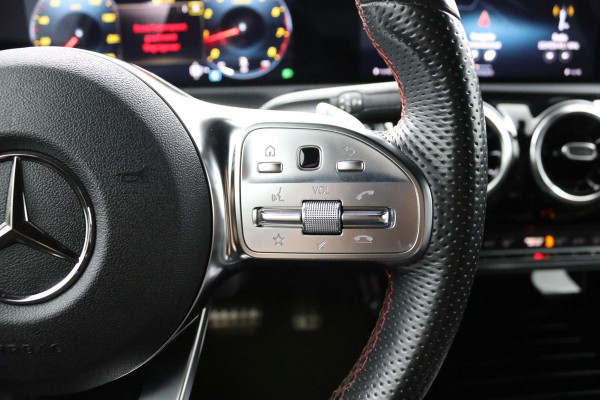 Mercedes-Benz A-Klasse 180 Business Solution AMG*NAVI*CAM*CRUISE*LED*TEL*