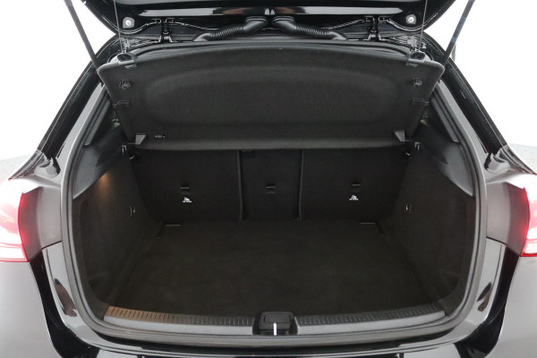 Mercedes-Benz A-Klasse 180 Business Solution AMG*NAVI*CAM*CRUISE*LED*TEL*