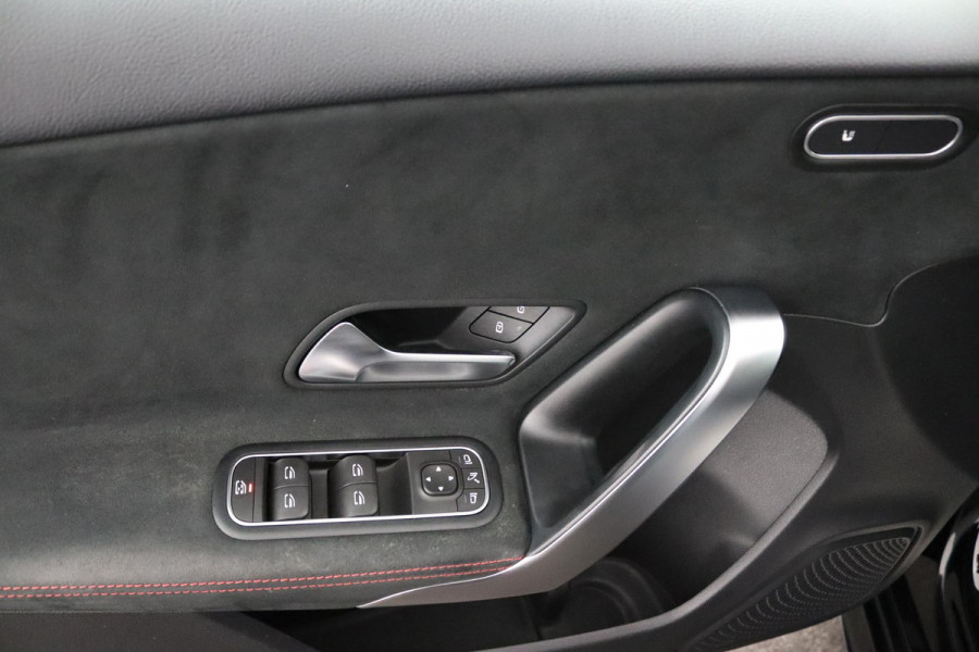 Mercedes-Benz A-Klasse 180 Business Solution AMG*NAVI*CAM*CRUISE*LED*TEL*