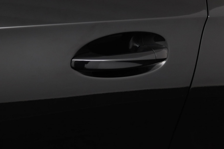 Mercedes-Benz A-Klasse 180 Business Solution AMG*NAVI*CAM*CRUISE*LED*TEL*