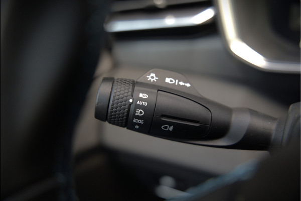 Lynk & Co 01 1.5 | Panoramadak | Stoelverwarming | Keyless | Apple Carplay | Adaptive Cruise Control | Infinity | Navigatie | Camera | Parkeersensoren | SOH 95,88%