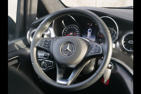 Mercedes-Benz V-Klasse V300d | 7persoons | | AMG | Exclusive | panorama | burmester | gekoelde stoelen | Vol!!