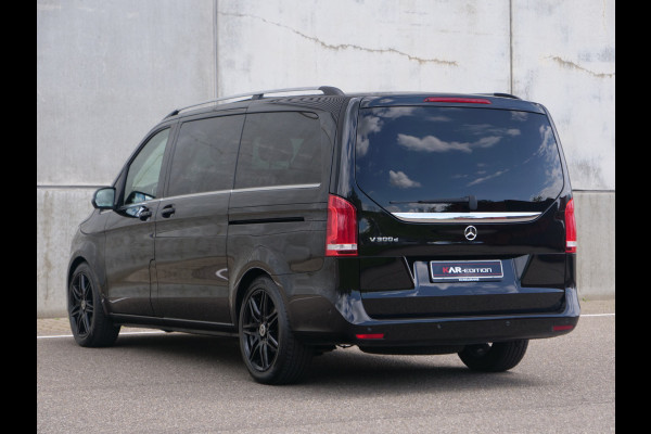 Mercedes-Benz V-Klasse V300d | 7persoons | | AMG | Exclusive | panorama | burmester | gekoelde stoelen | Vol!!