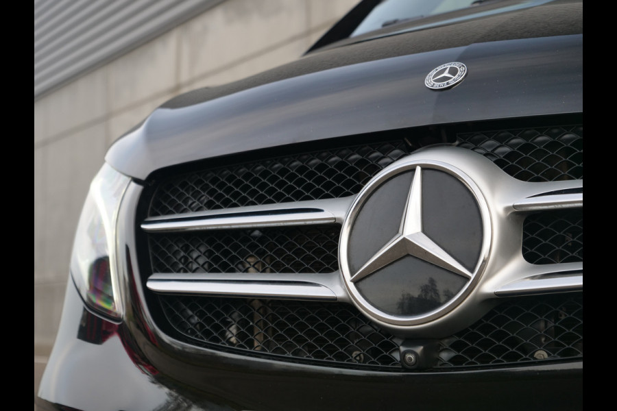 Mercedes-Benz V-Klasse V300d | 7persoons | | AMG | Exclusive | panorama | burmester | gekoelde stoelen | Vol!!