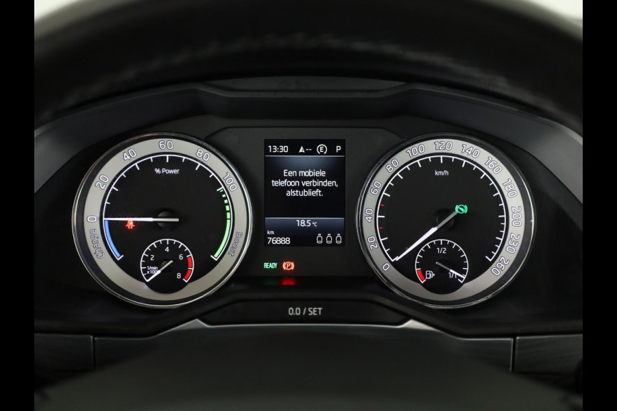 Škoda Superb Combi 1.4 TSI iV Business Edition 218PK PHEV | Navigatie | Parkeersensoren | Stoelverwarming | Keyless entry |