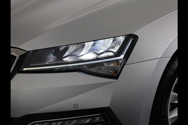 Škoda Superb Combi 1.4 TSI iV Business Edition 218PK PHEV | Navigatie | Parkeersensoren | Stoelverwarming | Keyless entry |
