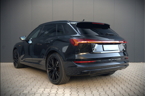 Audi e-tron e-tron 50 quattro Launch edition plus 71 kWh S-Line | Panoramadak | Bang & Olufsen | Head-Up Display | Stoelverwarming | Ambiance Verlichting | Adaptive Cruise Control | Memory Seat | Camera | SOH 87,89%
