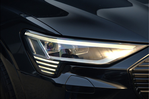 Audi e-tron e-tron 50 quattro Launch edition plus 71 kWh S-Line | Panoramadak | Bang & Olufsen | Head-Up Display | Stoelverwarming | Ambiance Verlichting | Adaptive Cruise Control | Memory Seat | Camera | SOH 87,89%