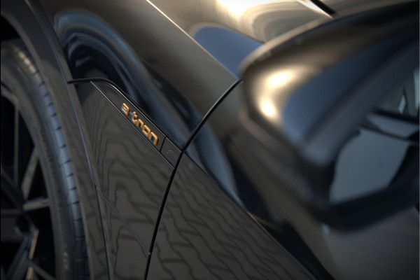 Audi e-tron e-tron 50 quattro Launch edition plus 71 kWh S-Line | Panoramadak | Bang & Olufsen | Head-Up Display | Stoelverwarming | Ambiance Verlichting | Adaptive Cruise Control | Memory Seat | Camera | SOH 87,89%