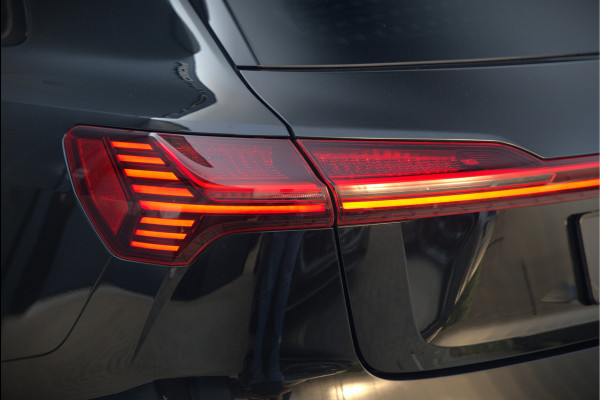 Audi e-tron e-tron 50 quattro Launch edition plus 71 kWh S-Line | Panoramadak | Bang & Olufsen | Head-Up Display | Stoelverwarming | Ambiance Verlichting | Adaptive Cruise Control | Memory Seat | Camera | SOH 87,89%