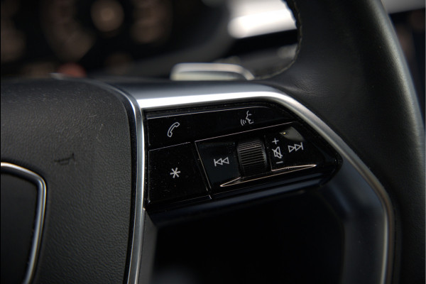 Audi e-tron e-tron 50 quattro Launch edition plus 71 kWh S-Line | Panoramadak | Bang & Olufsen | Head-Up Display | Stoelverwarming | Ambiance Verlichting | Adaptive Cruise Control | Memory Seat | Camera | SOH 87,89%