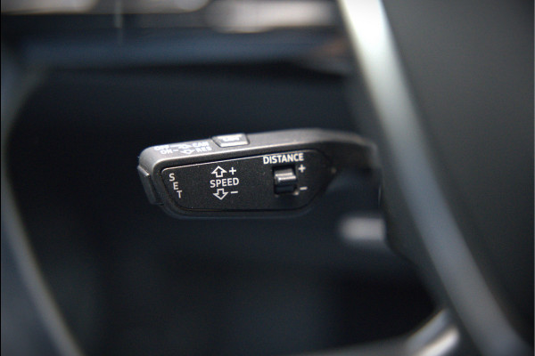 Audi e-tron e-tron 50 quattro Launch edition plus 71 kWh S-Line | Panoramadak | Bang & Olufsen | Head-Up Display | Stoelverwarming | Ambiance Verlichting | Adaptive Cruise Control | Memory Seat | Camera | SOH 87,89%