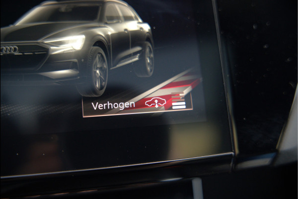 Audi e-tron e-tron 50 quattro Launch edition plus 71 kWh S-Line | Panoramadak | Bang & Olufsen | Head-Up Display | Stoelverwarming | Ambiance Verlichting | Adaptive Cruise Control | Memory Seat | Camera | SOH 87,89%
