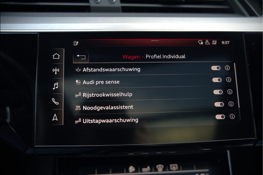 Audi e-tron e-tron 50 quattro Launch edition plus 71 kWh S-Line | Panoramadak | Bang & Olufsen | Head-Up Display | Stoelverwarming | Ambiance Verlichting | Adaptive Cruise Control | Memory Seat | Camera | SOH 87,89%