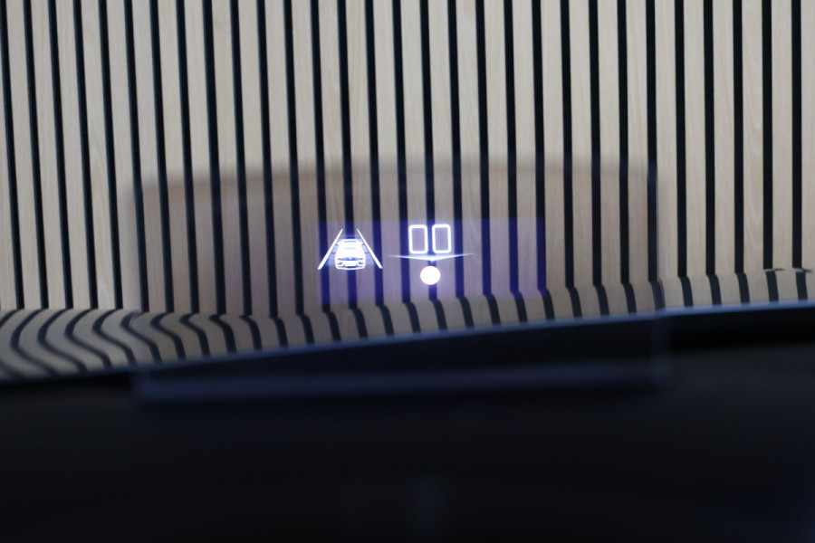 DS DS 3 Crossback E-Tense PERFORMANCE AVM VIRTUAL NAVI HEADUP CLIMA STOELVW PARKASS. "20