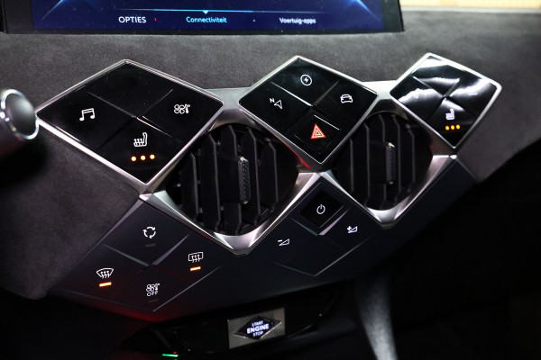 DS DS 3 Crossback E-Tense PERFORMANCE AVM VIRTUAL NAVI HEADUP CLIMA STOELVW PARKASS. "20