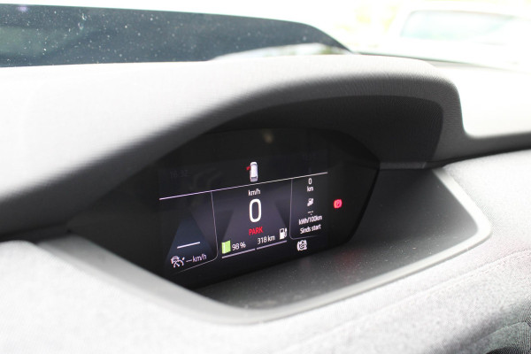 Škoda Enyaq 60 Business Edition 179 PK | Virtual Cockpit | Navigatie | Panorama-Dak | Stoelverwarming | Elektrische Stoelen met Geheugen | SOH 96,2%
