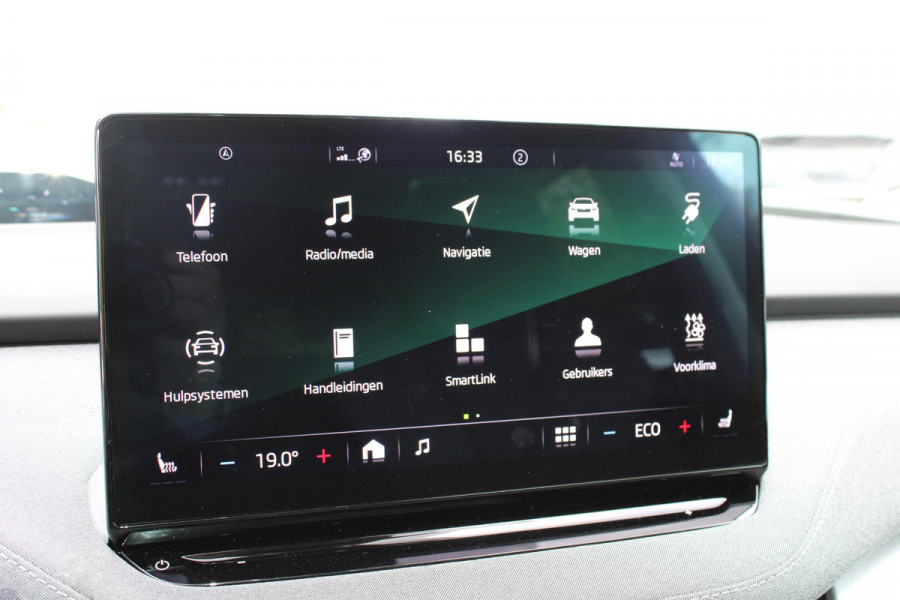 Škoda Enyaq 60 Business Edition 179 PK | Virtual Cockpit | Navigatie | Panorama-Dak | Stoelverwarming | Elektrische Stoelen met Geheugen | SOH 96,2%