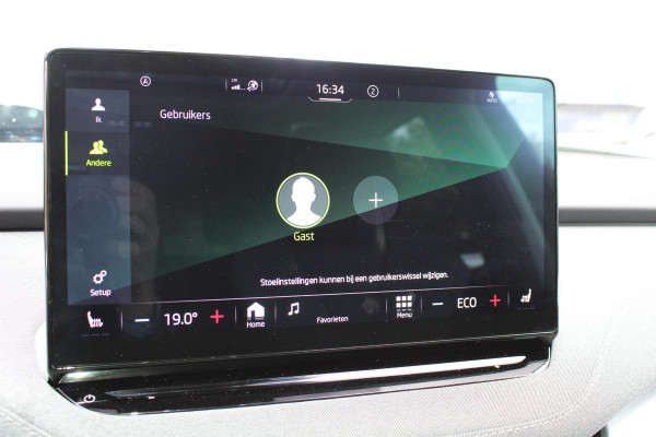 Škoda Enyaq 60 Business Edition 179 PK | Virtual Cockpit | Navigatie | Panorama-Dak | Stoelverwarming | Elektrische Stoelen met Geheugen | SOH 96,2%