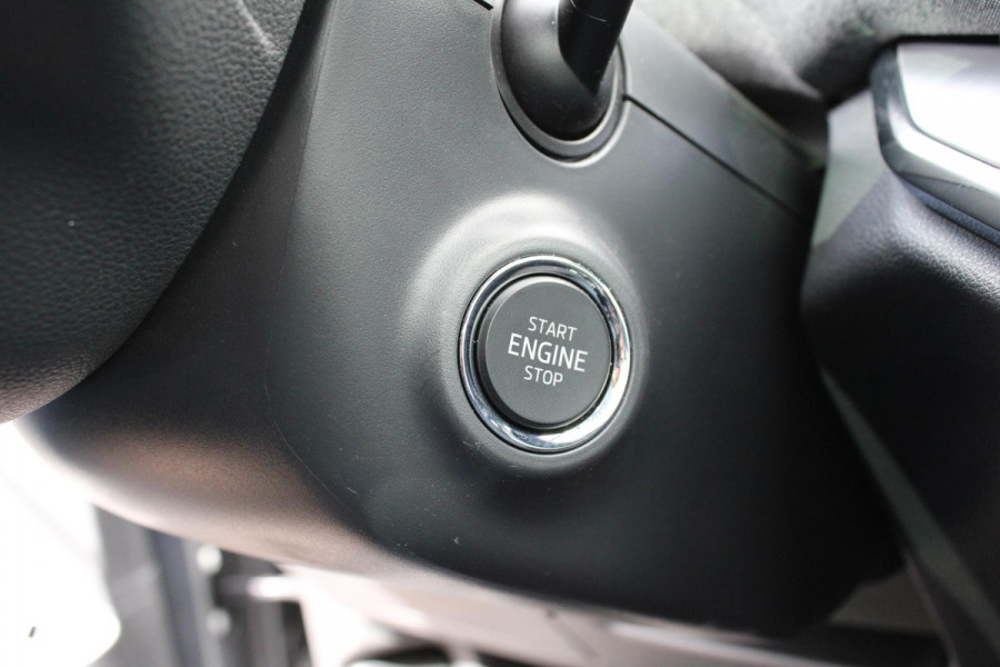 Škoda Enyaq 60 Business Edition 179 PK | Virtual Cockpit | Navigatie | Panorama-Dak | Stoelverwarming | Elektrische Stoelen met Geheugen | SOH 96,2%