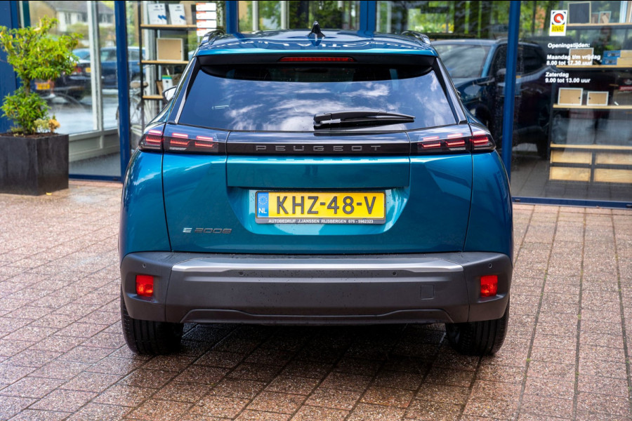 Peugeot e-2008 EV Allure Avantage 54 kWh|Prijs rijklaar incl 12 mnd garantie|Clima Cruise Carplay Privacy glass