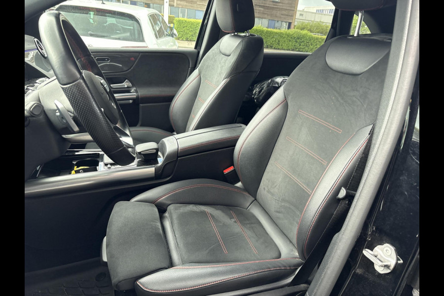 Mercedes-Benz B-Klasse 250 e AMG Line | 218pk PHEV | Wegklapbare Trekhaak | Stoelverwarming | Adaptive cruise control | Getint glas
