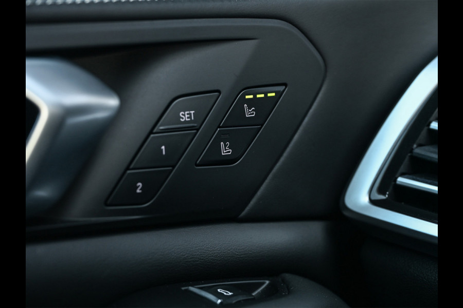 BMW X5 xDrive45e High executive M Sport | M-Seats | Luchtvering | Soft close | Comfort access | Trekhaak | Sky lounge |  Laser Light | Parking assistant plus | Head-Up | Night vision | Driving assistant prof. |