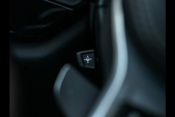 BMW X5 xDrive45e High executive M Sport | M-Seats | Luchtvering | Soft close | Comfort access | Trekhaak | Sky lounge |  Laser Light | Parking assistant plus | Head-Up | Night vision | Driving assistant prof. |