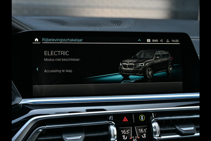 BMW X5 xDrive45e High executive M Sport | M-Seats | Luchtvering | Soft close | Comfort access | Trekhaak | Sky lounge |  Laser Light | Parking assistant plus | Head-Up | Night vision | Driving assistant prof. |