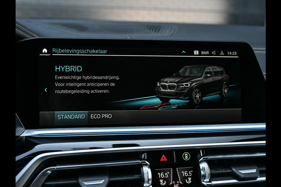 BMW X5 xDrive45e High executive M Sport | M-Seats | Luchtvering | Soft close | Comfort access | Trekhaak | Sky lounge |  Laser Light | Parking assistant plus | Head-Up | Night vision | Driving assistant prof. |