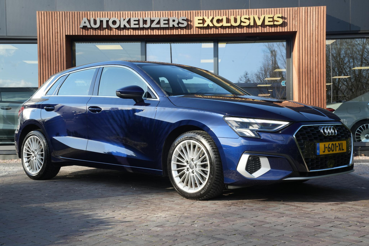 Audi A3 Sportback 35 TFSI Business edition Leer LED Cruise Clima