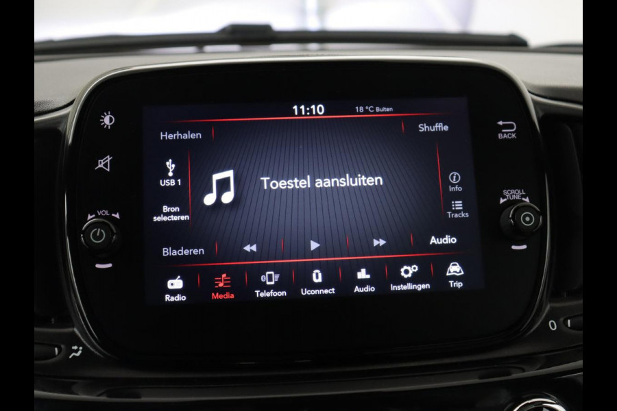 Fiat 500 1.0 Hybrid Dolcevita | Panoramadak | Half leder | Cruise control | Carplay | Climate control | Bluetooth | Lichtmetalen velgen