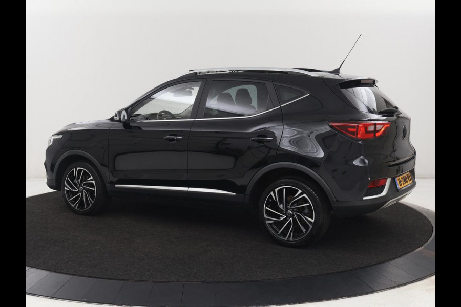 MG ZS EV Luxury 45 kWh | SOH 90,2% | Panoramadak | Leder | Stoelverwarming | Carplay | Side Assist | Adaptive cruise | Camera | Keyless | Navigatie
