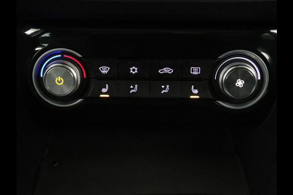 MG ZS EV Luxury 45 kWh | SOH 90,2% | Panoramadak | Leder | Stoelverwarming | Carplay | Side Assist | Adaptive cruise | Camera | Keyless | Navigatie