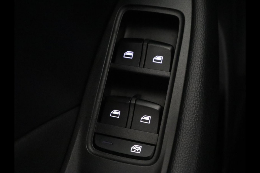 MG ZS EV Luxury 45 kWh | SOH 90,2% | Panoramadak | Leder | Stoelverwarming | Carplay | Side Assist | Adaptive cruise | Camera | Keyless | Navigatie