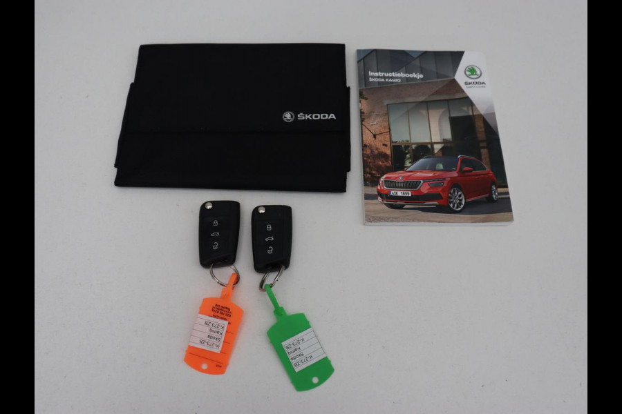 Škoda Kamiq 1.0 TSI Style | Automaat | Carplay | Keyless | Climate control | Full LED | Parkeerhulp | Cruise control | Bluetooth | Regensensor | Getint glas