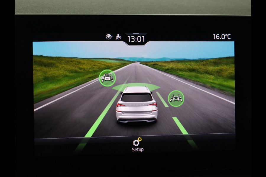 Škoda Kamiq 1.0 TSI Style | Automaat | Carplay | Keyless | Climate control | Full LED | Parkeerhulp | Cruise control | Bluetooth | Regensensor | Getint glas